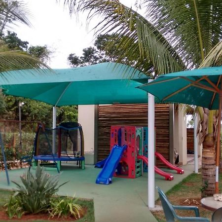 Aldeia Do Lago Caldas Novas Lindo Apt Com Cozinha Mobilia Nova Pode Levar Bebidas Na Area Das Piscinas ภายนอก รูปภาพ