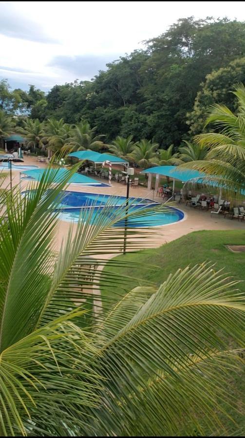 Aldeia Do Lago Caldas Novas Lindo Apt Com Cozinha Mobilia Nova Pode Levar Bebidas Na Area Das Piscinas ภายนอก รูปภาพ